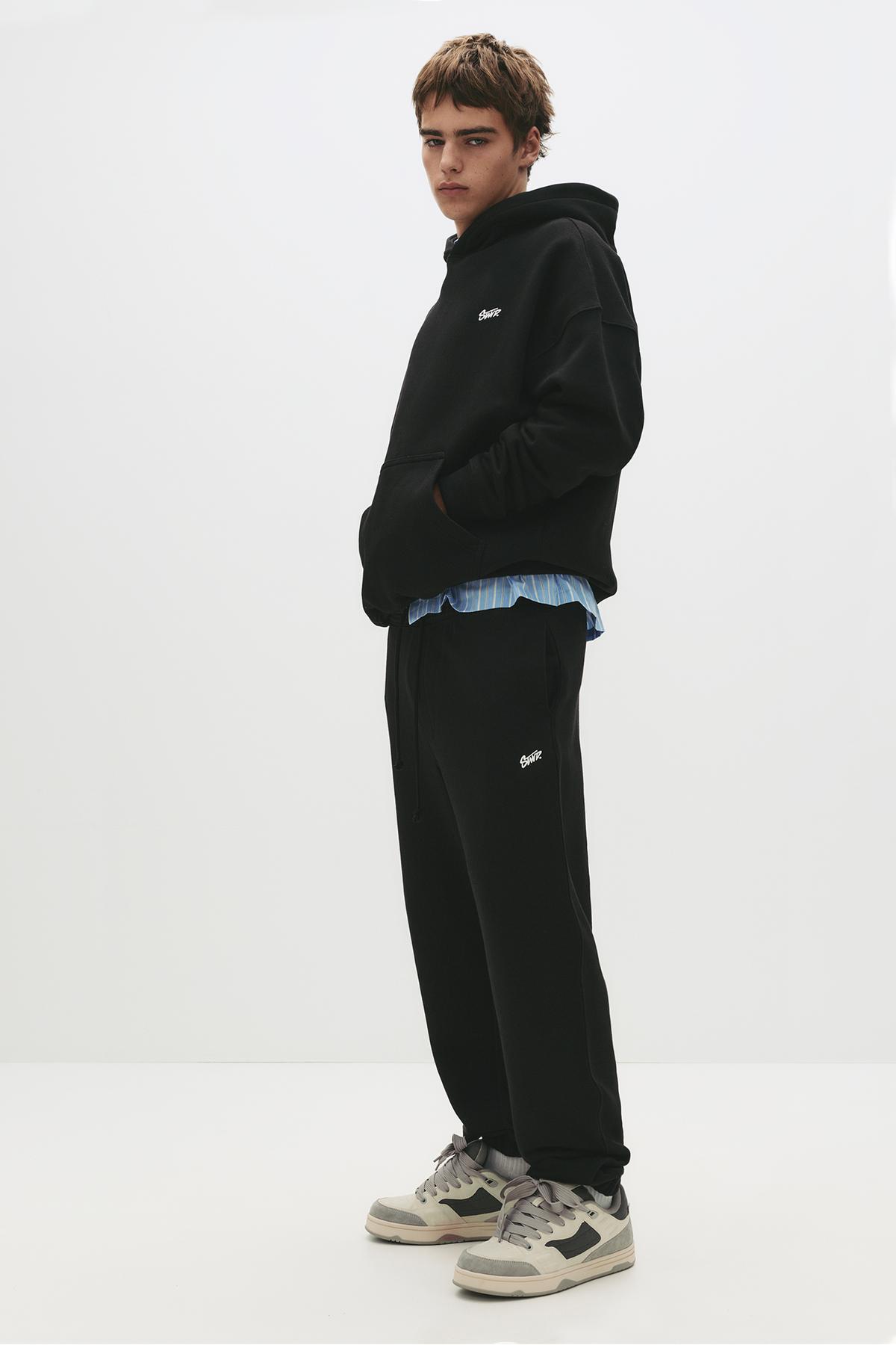 تصویر شلوار مردانه جاگر کمر کشی راسته | پول اند بیر Pull & Bear 7675504 