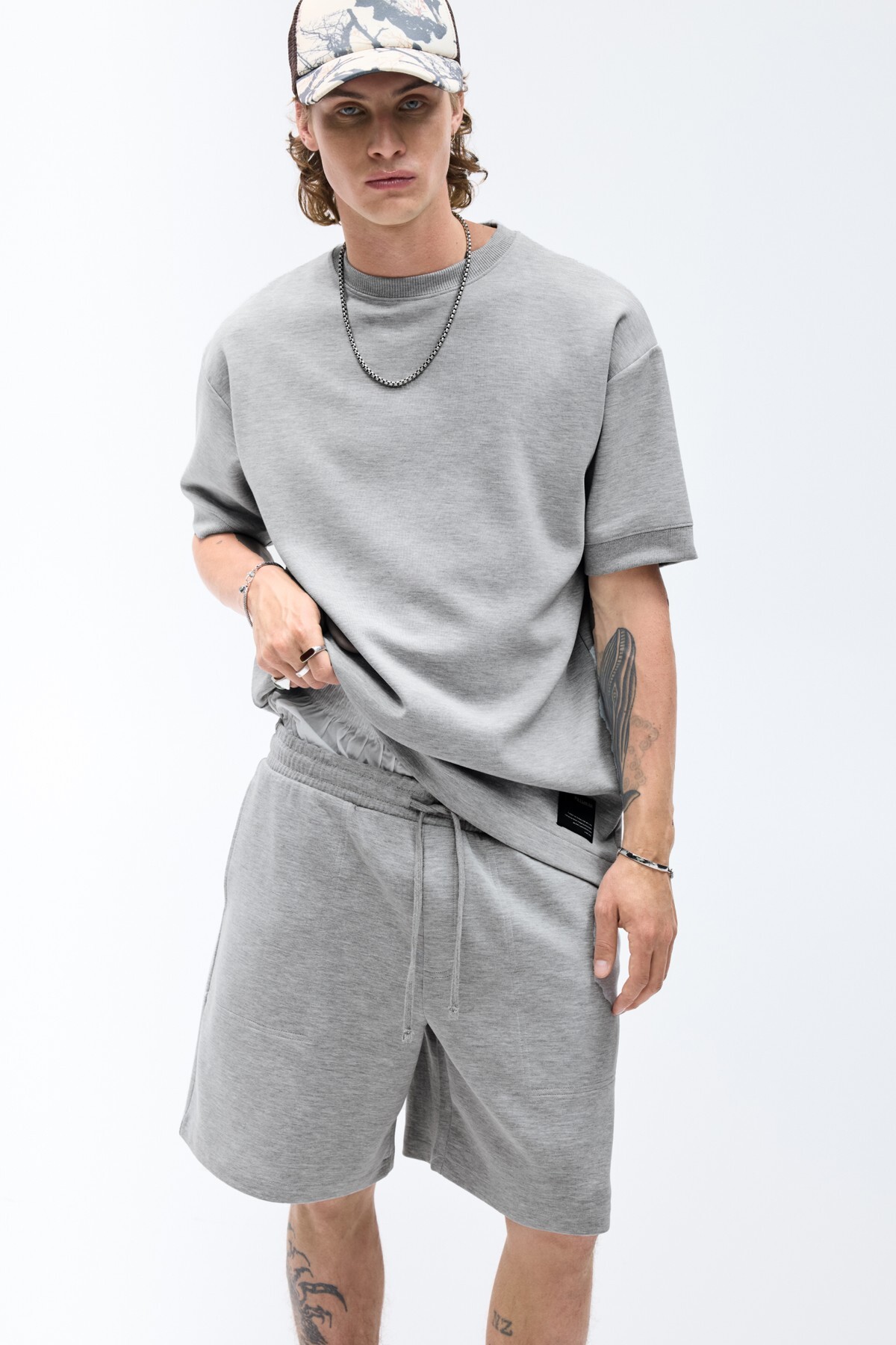 تصویر شلوارک مردانه فاق نرمال راسته | پول اند بیر Pull & Bear 7696505 